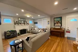 7903 Woodbury Dr, Silver Spring, MD 20910 - Photo 5