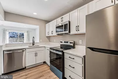 10012 Forest View Place, Montgomery Village, MD 20886 - Photo 5