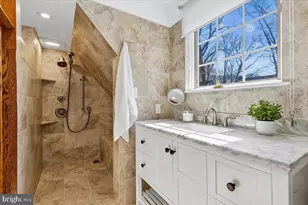 6317 Poe Rd, Bethesda, MD 20817 - Photo 21