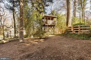 6317 Poe Rd, Bethesda, MD 20817 - Photo 39