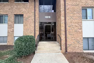 18616 Walkers Choice Rd, Gaithersburg, MD 20886 - Photo 3