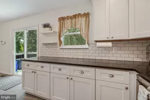 4615 Gemstone Terrace, Rockville, MD 20852 - Photo 17