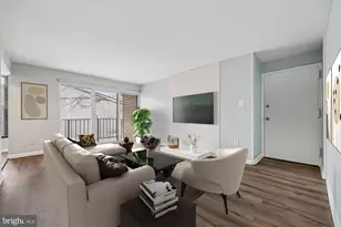 132 Duvall Ln, Gaithersburg, MD 20877 - Photo 1