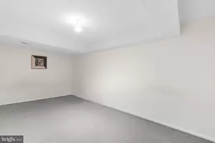 3813 Park Lake Dr, Rockville, MD 20853 - Photo 33