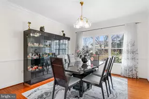 3813 Park Lake Dr, Rockville, MD 20853 - Photo 3