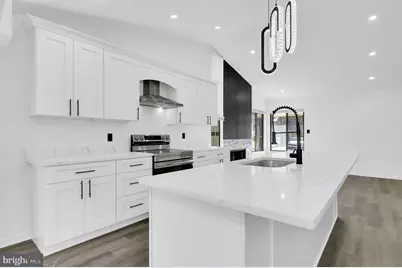 10607 Wayridge Drive, Montgomery Village, MD 20886 - Photo 9