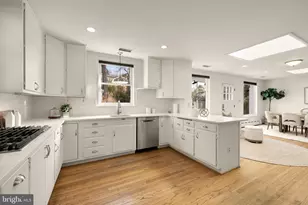 5731 Bradley Blvd, Bethesda, MD 20814 - Photo 9