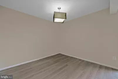 7401 Westlake Terrace #1210, Bethesda, MD 20817 - Photo 9