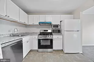 10118 Little Pond Pl, Montgomery Village, MD 20886 - Photo 13