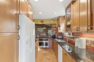 2707 Lindell St, Silver Spring, MD 20902 - Photo 9