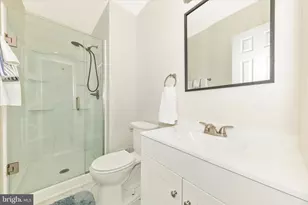 9923 Maple Leaf Dr, Gaithersburg, MD 20886 - Photo 19