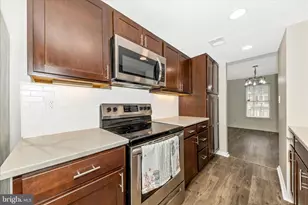 9923 Maple Leaf Dr, Gaithersburg, MD 20886 - Photo 5