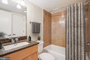 7500 Woodmont Ave, Bethesda, MD 20814 - Photo 11