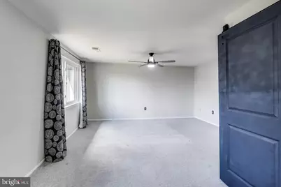 18509 Owl Run Way, Germantown, MD 20874 - Photo 17