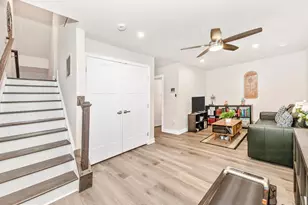 9510 Nature Trl, Montgomery Village, MD 20886 - Photo 3