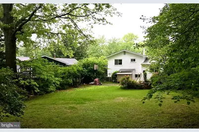 822 Harrington Road, Rockville, MD 20852 - Photo 5