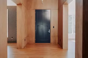 7029 Longwood Dr, Bethesda, MD 20817 - Photo 3