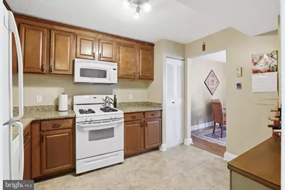 4 Monroe Street #909, Rockville, MD 20850 - Photo 5