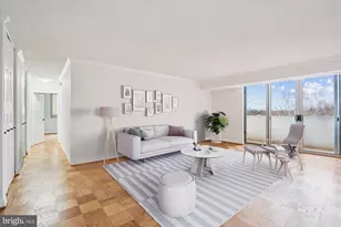 4601 N Park Ave, Chevy Chase, MD 20815 - Photo 3