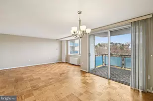 10500 Rockville Pike, Rockville, MD 20852 - Photo 9