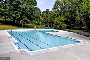 10201 Grosvenor Pl, Rockville, MD 20852 - Photo 41