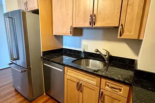 24 Courthouse Sq, Rockville, MD 20850 - Photo 21