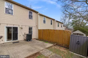 18656 Winding Creek Pl, Germantown, MD 20874 - Photo 23