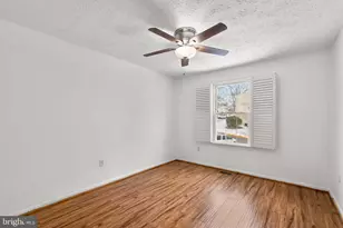 18656 Winding Creek Pl, Germantown, MD 20874 - Photo 11