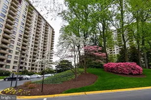 5225 Pooks Hill Rd, Bethesda, MD 20814 - Photo 3