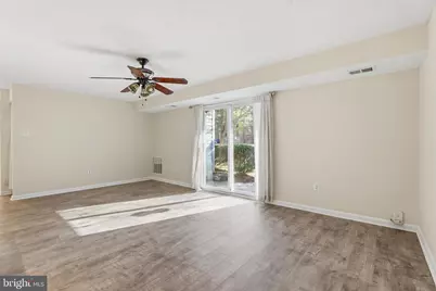 12309 Silvergate Way #908-D, Germantown, MD 20874 - Photo 3