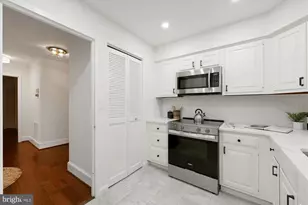 8101 Connecticut Ave, Chevy Chase, MD 20815 - Photo 11