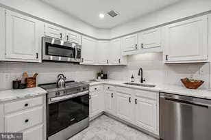 8101 Connecticut Ave, Chevy Chase, MD 20815 - Photo 9