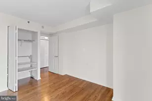 10101 Grosvenor Pl, Rockville, MD 20852 - Photo 11