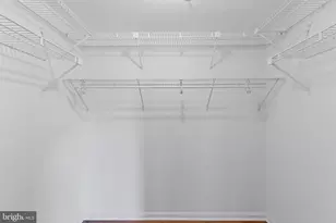 10101 Grosvenor Pl, Rockville, MD 20852 - Photo 9