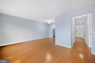 8 Supreme Ct, Gaithersburg, MD 20878 - Photo 13