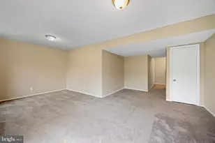 8 Supreme Ct, Gaithersburg, MD 20878 - Photo 29
