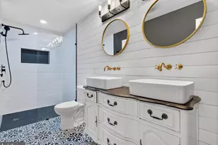 896 Windbrooke Dr, Gaithersburg, MD 20879 - Photo 9