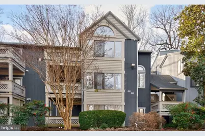 896 Windbrooke Drive #896, Gaithersburg, MD 20879 - Photo 1