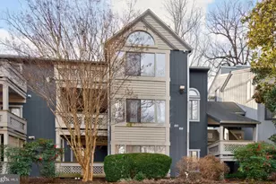 896 Windbrooke Dr, Gaithersburg, MD 20879 - Photo 1