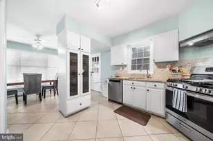 14716 Bauer Dr, Rockville, MD 20853 - Photo 17