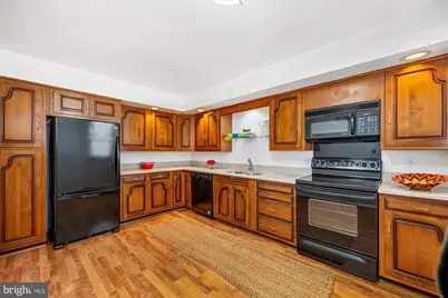 10904 Wickshire Way #F-3, Rockville, MD 20852 - Photo 13