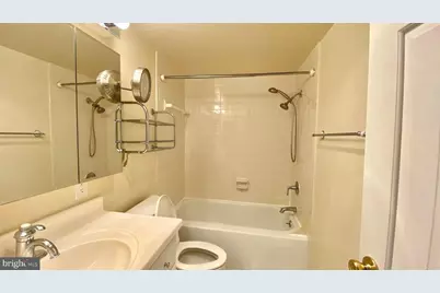 4601 N Park Ave #613, Chevy Chase, MD 20815 - Photo 17