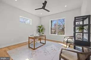 7008 Amy Ln, Bethesda, MD 20817 - Photo 11