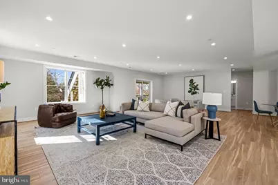 7008 Amy Lane, Bethesda, MD 20817 - Photo 5