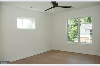 7008 Amy Lane, Bethesda, MD 20817 - Photo 13