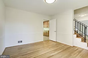 10541 Farnham Dr, Bethesda, MD 20814 - Photo 19