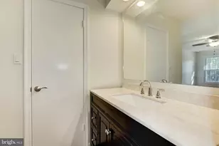 10541 Farnham Dr, Bethesda, MD 20814 - Photo 43