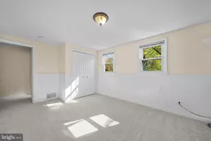 12312 Valleywood Dr, Silver Spring, MD 20902 - Photo 35