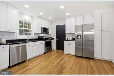 12130 Ambleside Drive, Potomac, MD 20854 - Photo 11