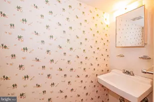 16 Ingleside Ct, Rockville, MD 20850 - Photo 29